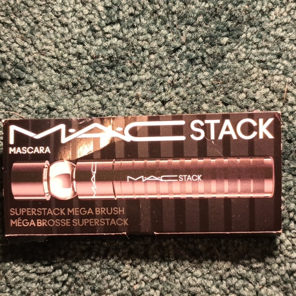 MAC COSMETICS SUPERSTACK MEGA BRUSH MASCARA